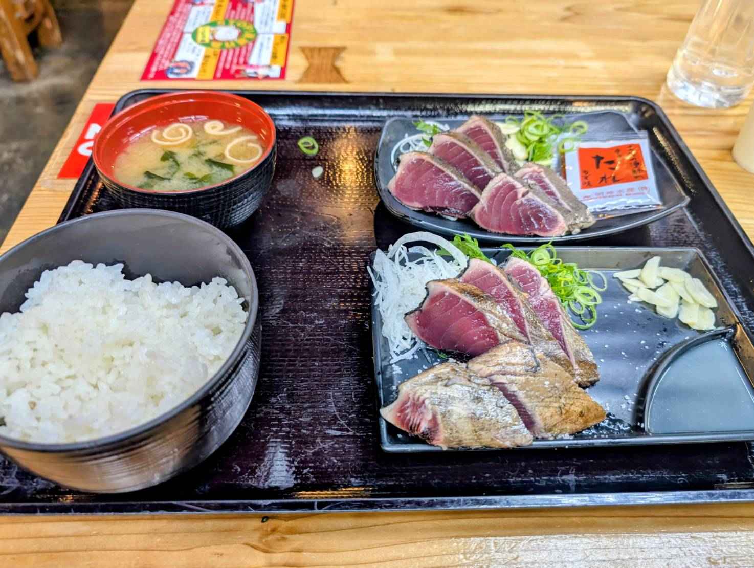 本場高知で味わう、鰹のたたき食べ比べ