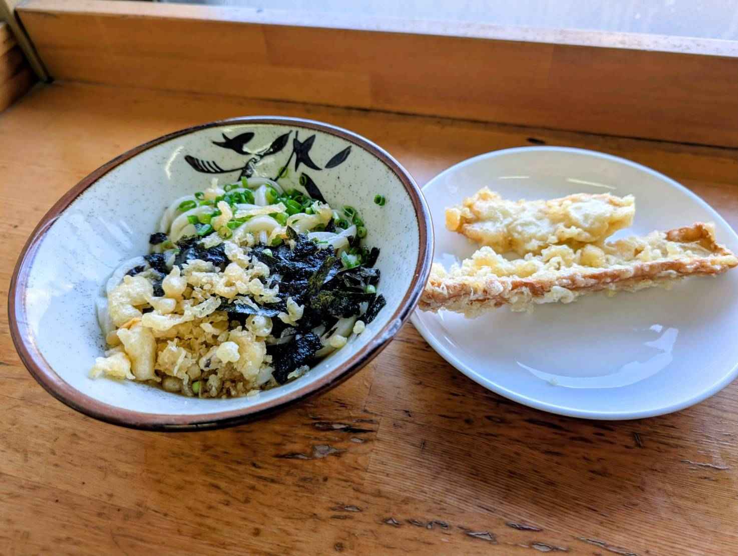 念願の揚げ物解禁！「味庄」のぶっかけうどん